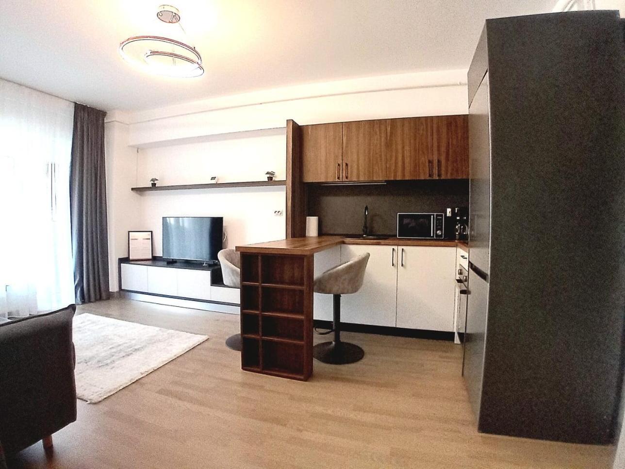 Himson-Brown Apartment Iasi Eksteriør bilde
